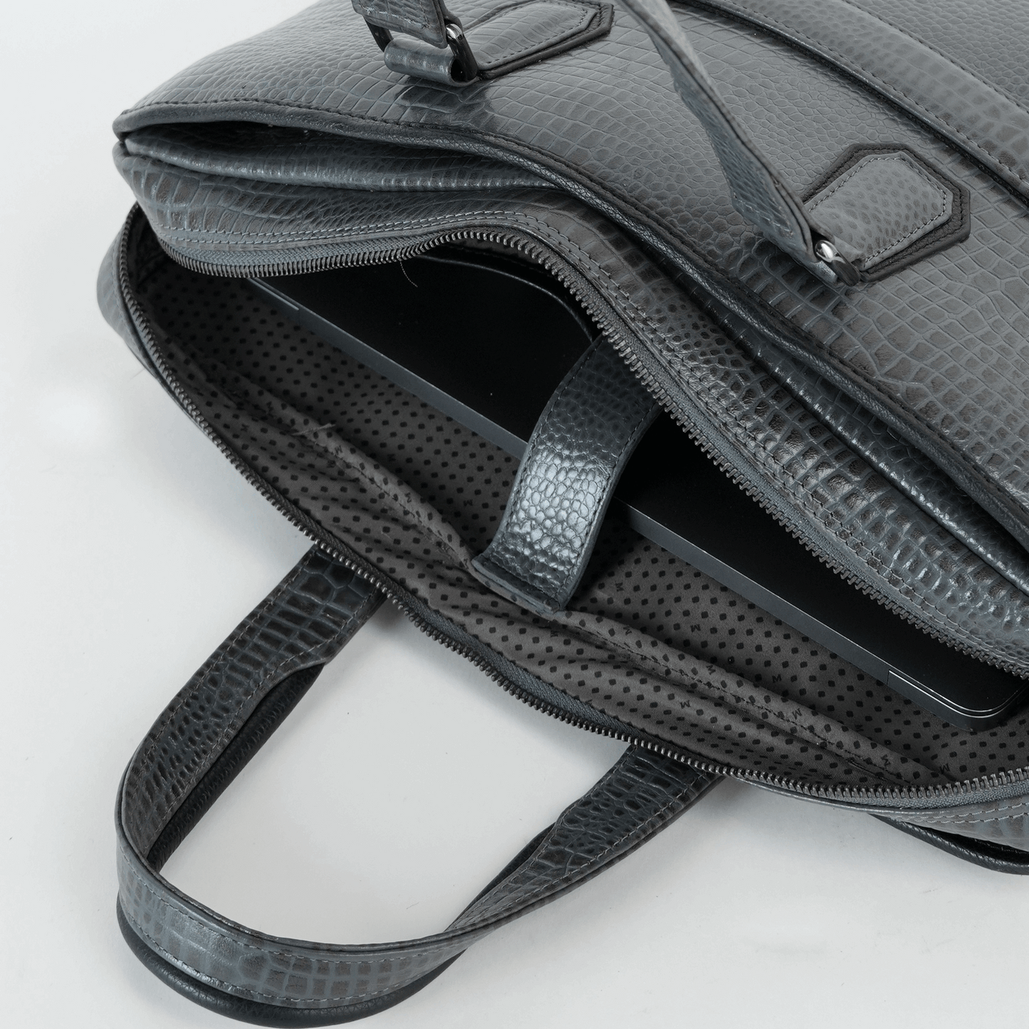 Cobbble Croco Executive Laptop Briefcase - Grey