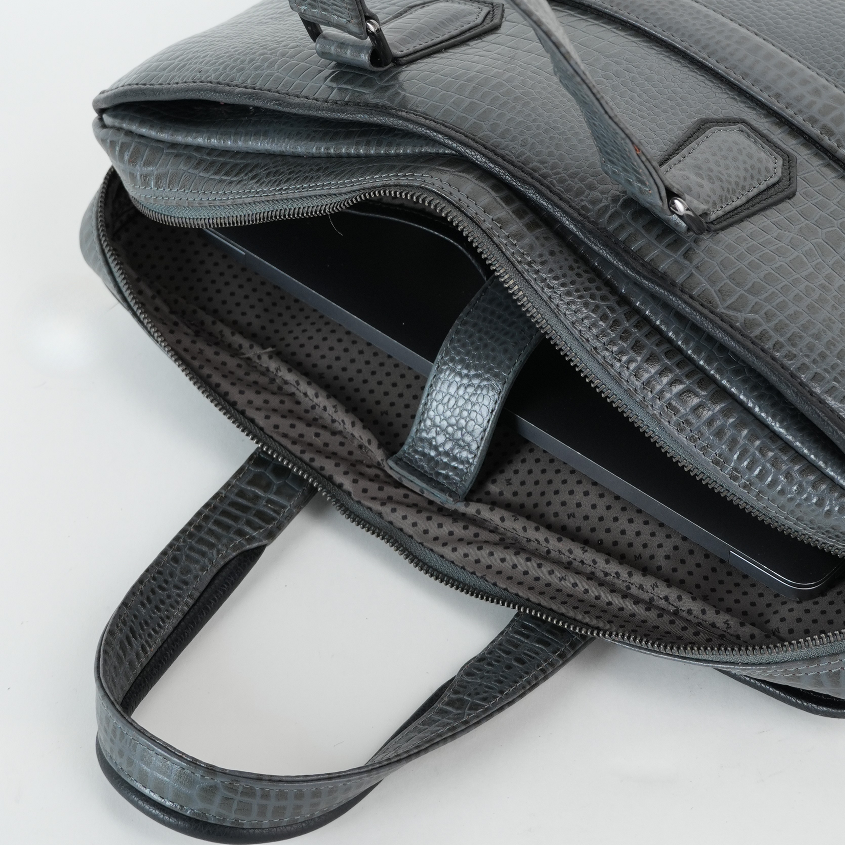 Cobbble Croco Executive Laptop Briefcase - Grey