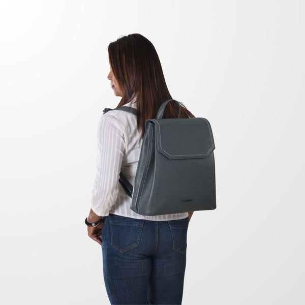Cobbble Woman Mabel Flap Backpack – Gray, Tab Sleeve