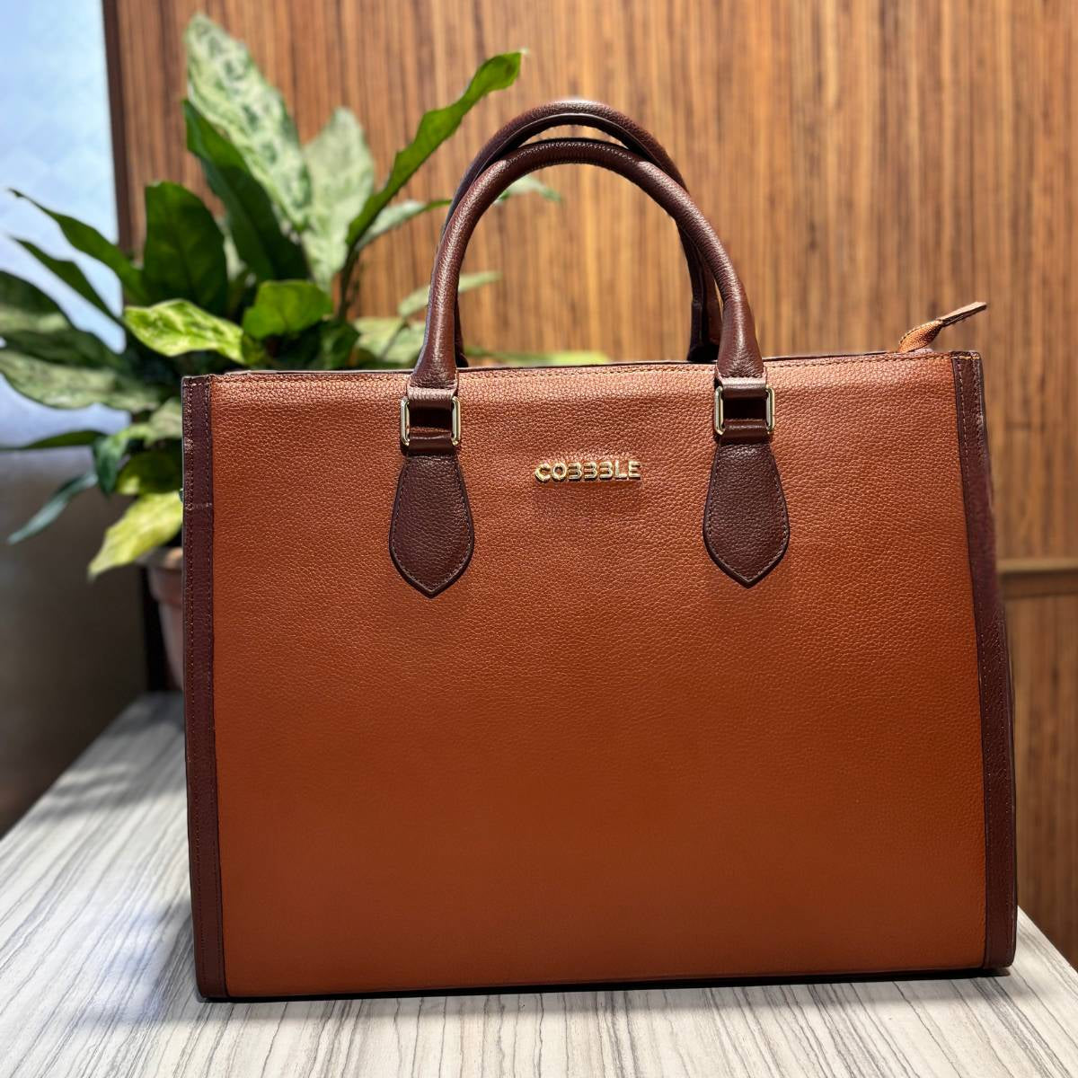 Cobbble Ovia Woman Laptop Bag