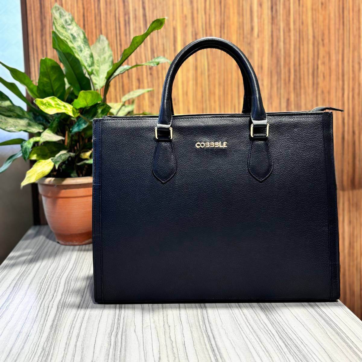 Cobbble Ovia Woman Laptop Bag