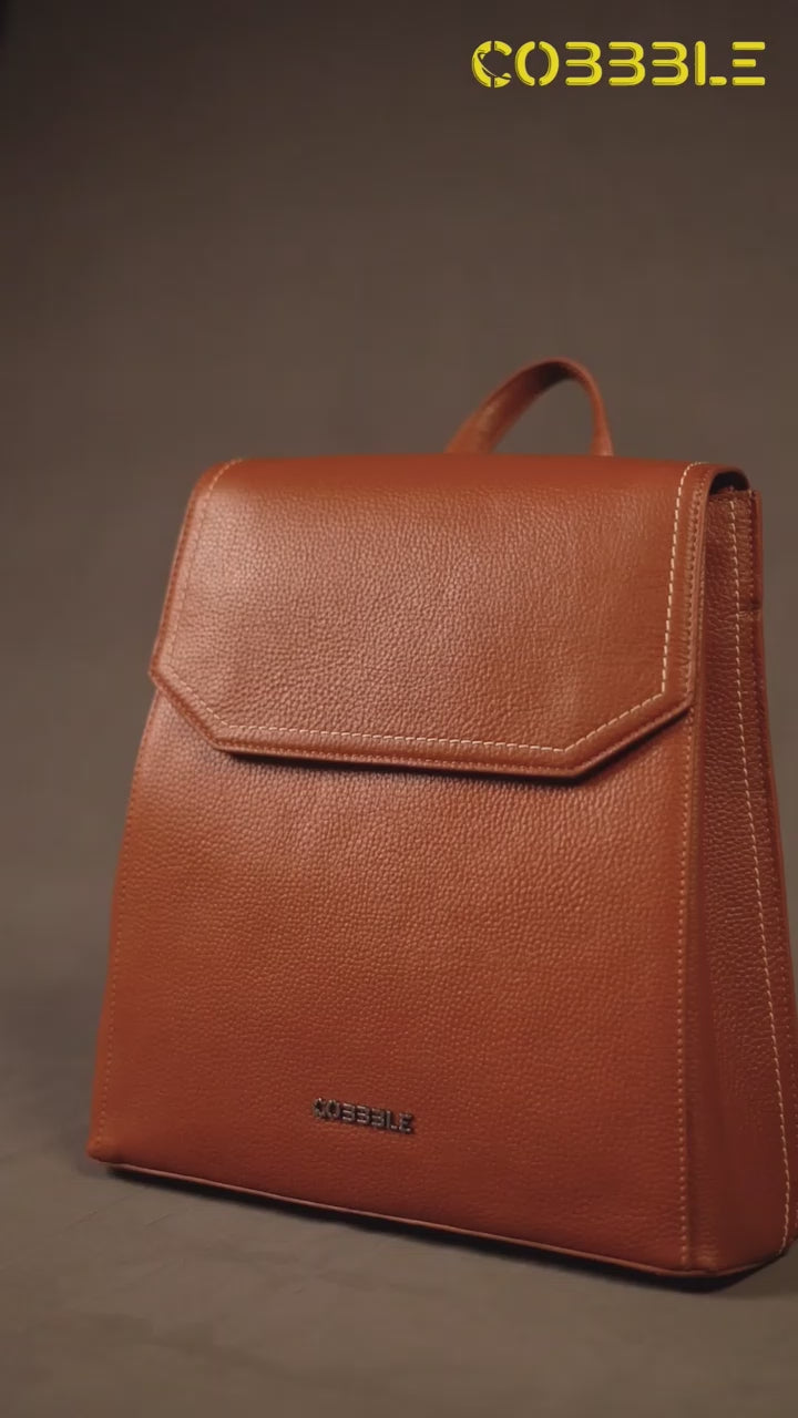 Cobbble Woman Mabel Flap Backpack – Tan, Tab Sleeve