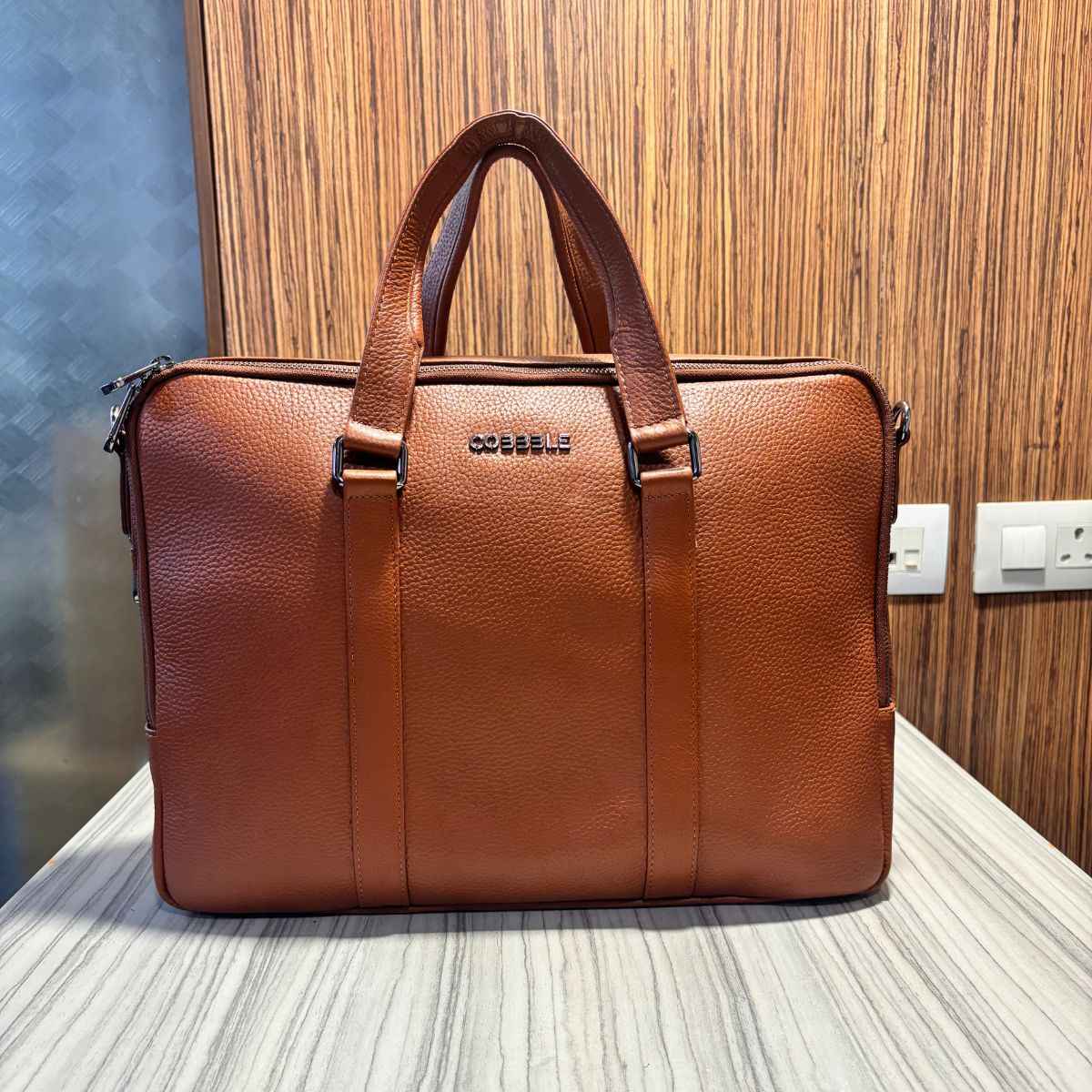 Cobbble Quintus Laptop Bag